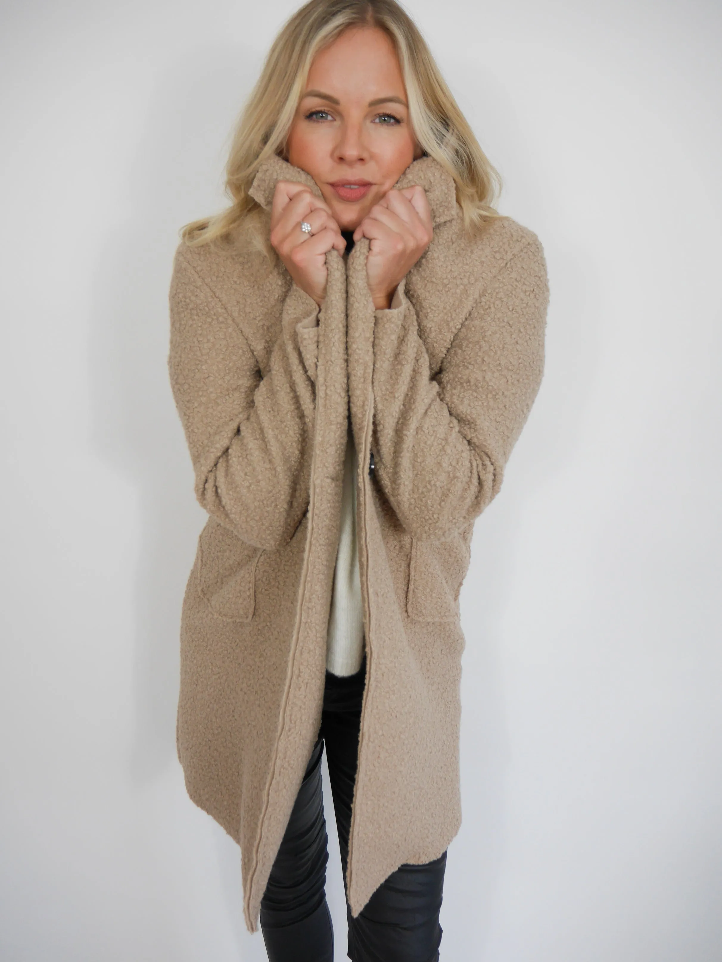 Diana Coat Light Camel