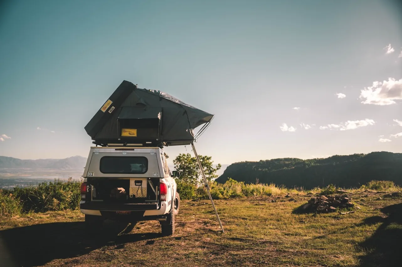 Equipt Sabre Hard Shell Roof Top Tent