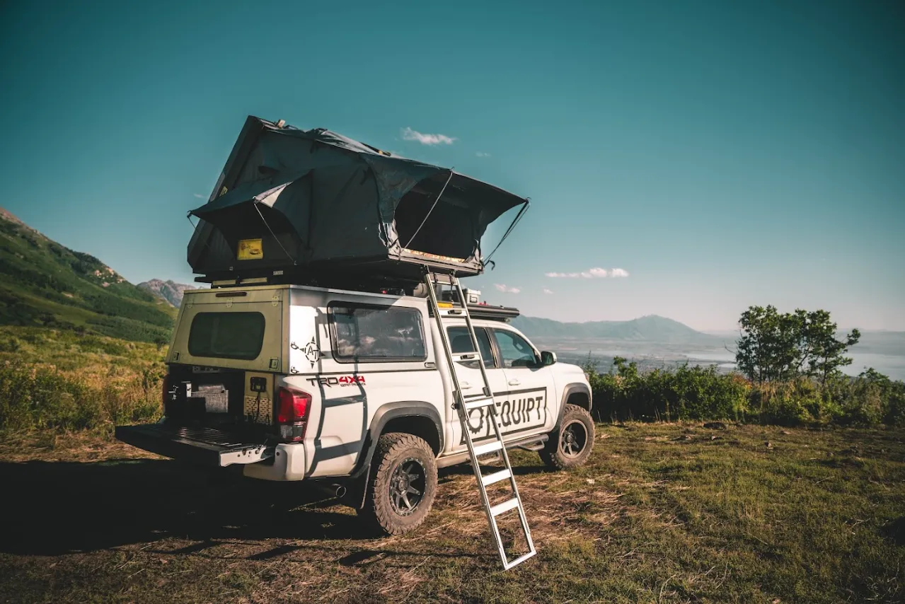 Equipt Sabre Hard Shell Roof Top Tent