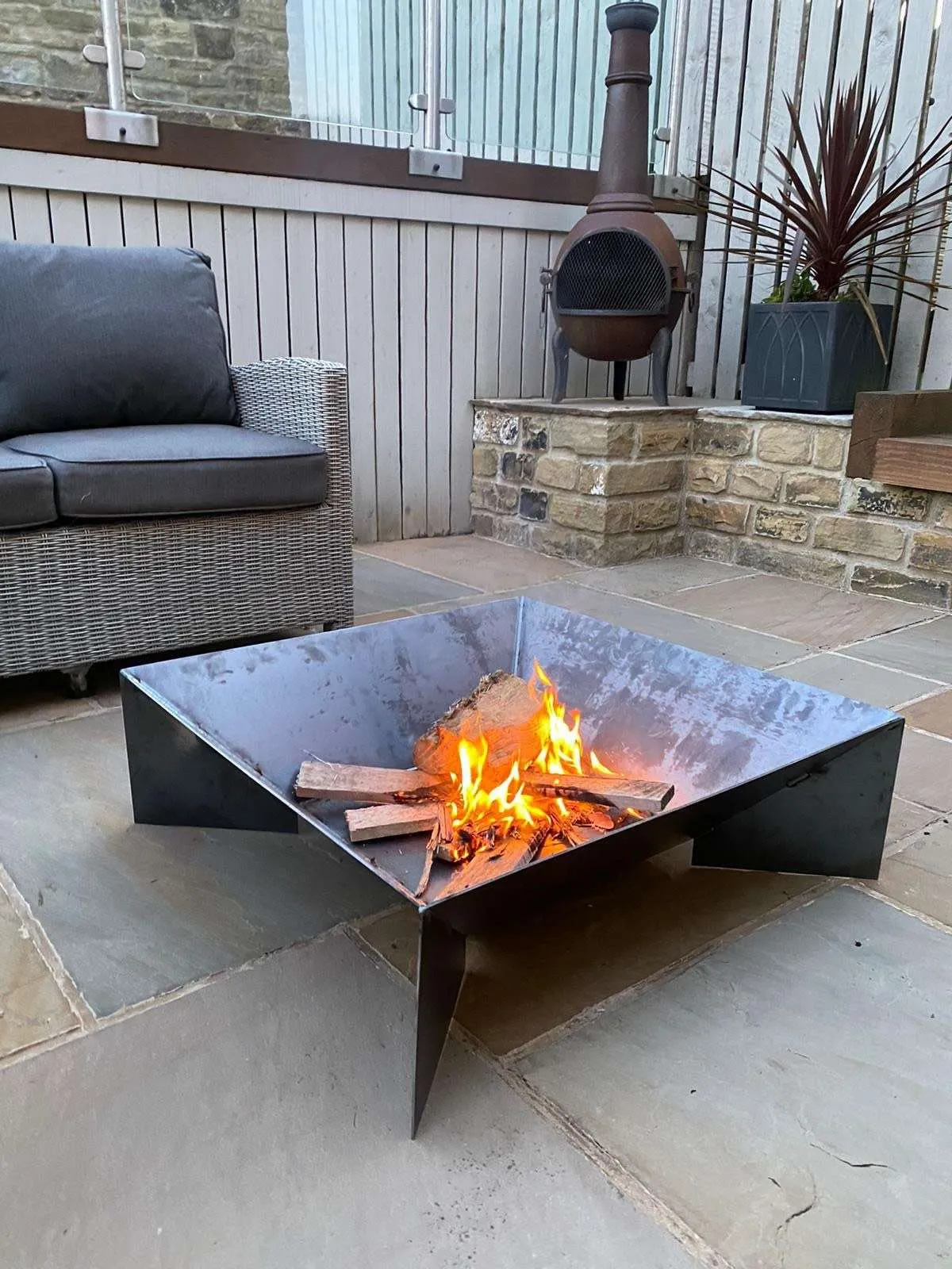 Fin Fire Pit