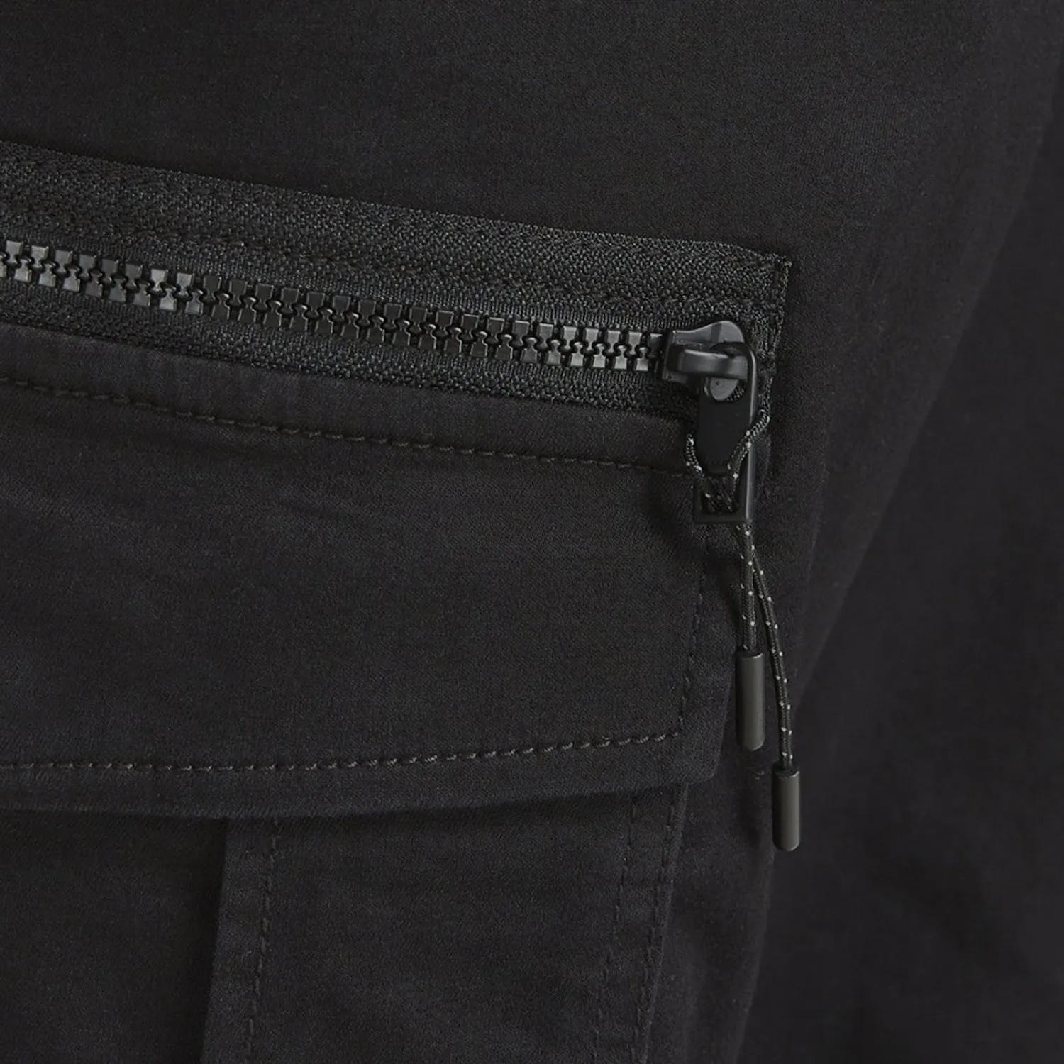 Men's Tapered Fit Cargo Pants